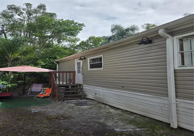 Photo 3 of House for sale at 12515 Four Oaks Rd, Tampa, FL 33624 | MLS# L4965860 | Listing updated on 2026-10-20