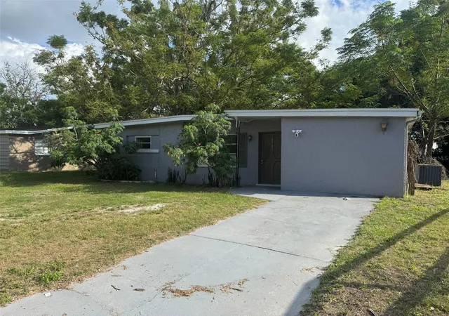 Photo 1 of Single family home for sale at 4743 Drift Tide Dr, New Port Richey, FL 34652 | MLS# TB8559107 | Listing updated on 2026-10-18
