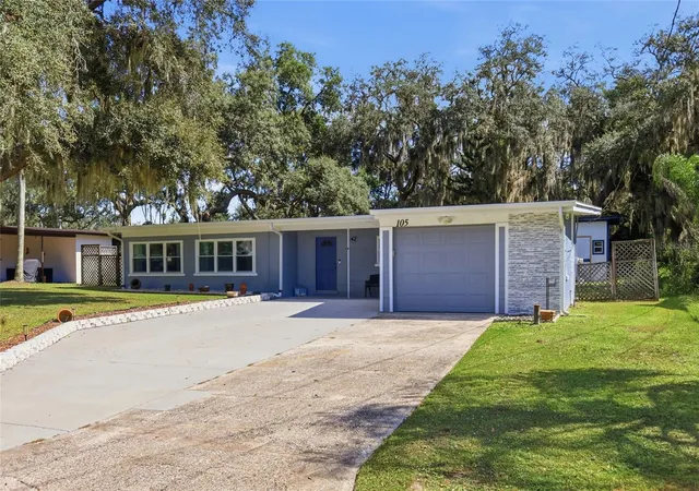Photo 1 of Single family home for sale at 105 S Hilltop Dr, Titusville, FL 32796 | MLS# O6450698 | Listing updated on 2026-10-28
