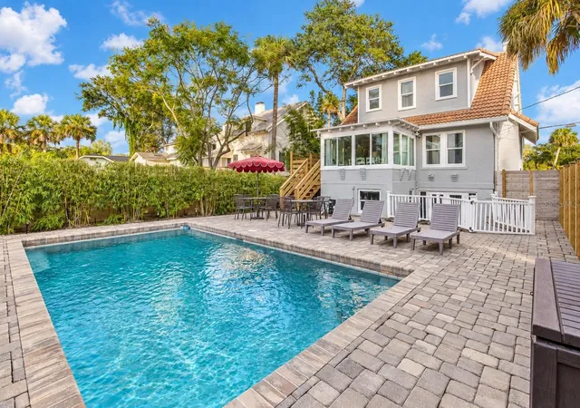 Photo 3 of Single family home for sale at 110 S Peninsula Ave, New Smyrna Beach, FL 32169 | MLS# NS1089524 | Listing updated on 2026-10-23