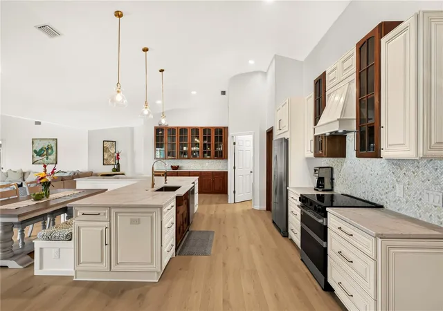 Photo 2 of Single family home for sale at 3815 W Brazilnut Rd, Beverly Hills, FL 34465 | MLS# TB8559114 | Listing updated on 2026-10-20