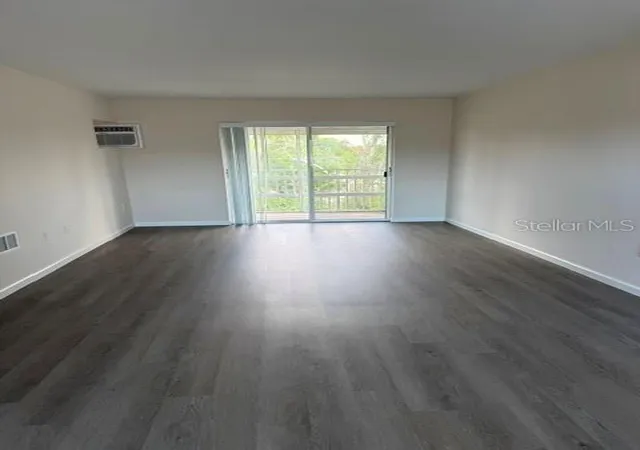 Photo 2 of Condo for sale at 1631 Leisure Dr #M36, Bradenton, FL 34207 | MLS# A4709963 | Listing updated on 2026-10-18