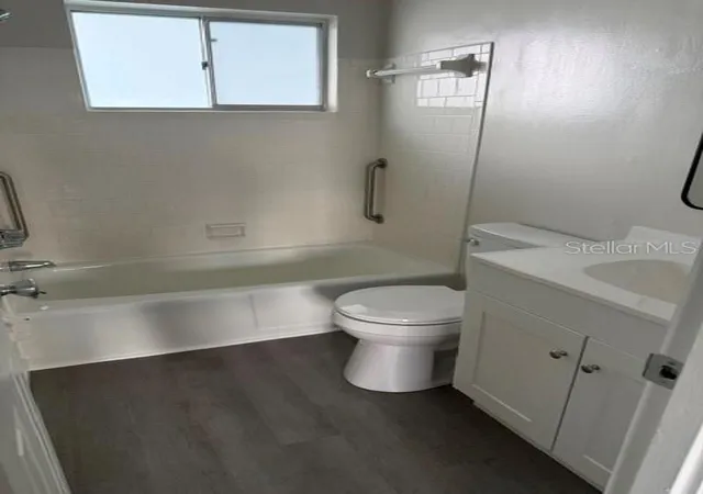 Photo 4 of Condo for sale at 1631 Leisure Dr #M36, Bradenton, FL 34207 | MLS# A4709963 | Listing updated on 2026-10-18