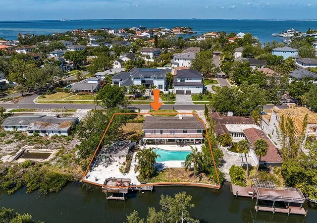Photo 1 of Land for sale at 2614 S Dundee St, Tampa, FL 33629 | MLS# TB8559118 | Listing updated on 2026-10-19