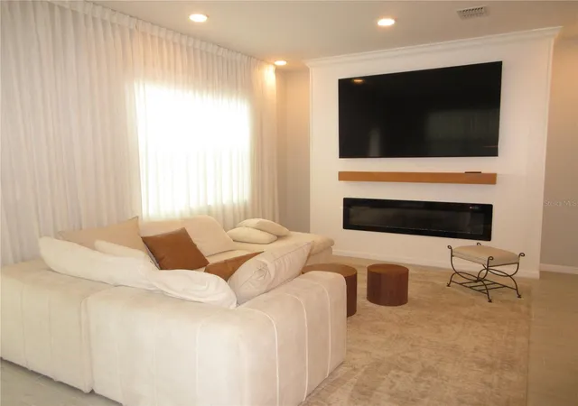 Photo 1 of Townhouse for sale at 671 Pothos St, Apopka, FL 32703 | MLS# O6450704 | Listing updated on 2026-10-20