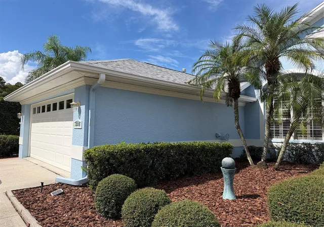 Photo 3 of Single family home for sale at 2311 Oasis Dr, Land O Lakes, FL 34639 | MLS# W7890405 | Listing updated on 2026-10-22