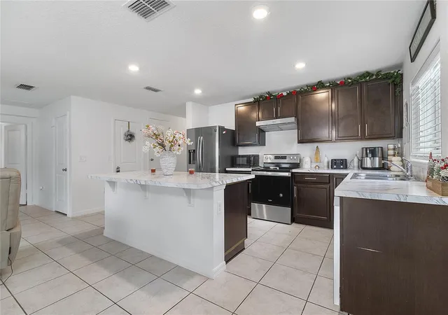 Photo 3 of Single family home for sale at 3073 Sweet Acres Pl, Saint Cloud, FL 34772 | MLS# O6450710 | Listing updated on 2026-10-22