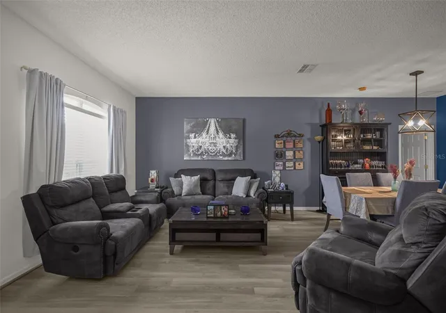 Photo 2 of Single family home for sale at 633 Linnet Ct, Kissimmee, FL 34759 | MLS# S5159733 | Listing updated on 2026-10-18