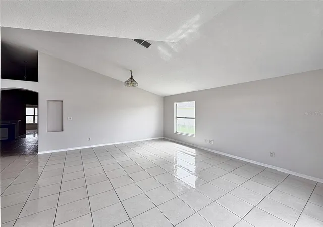 Photo 3 of Single family home for sale at 4501 Beagle St, Orlando, FL 32818 | MLS# O6450711 | Listing updated on 2026-10-21