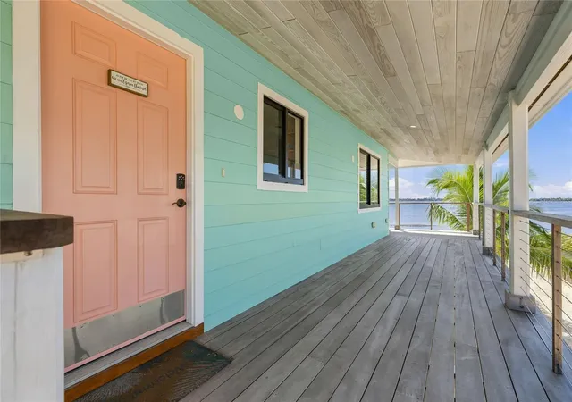 Photo 1 of Single family home for sale at 901 Chapin Blvd, Englewood, FL 34223 | MLS# A4709970 | Listing updated on 2026-10-22