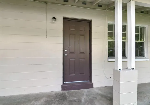 Photo 2 of Single family home for sale at 10012 N 14th Street, Tampa, FL 33612 | MLS# TB8559131 | Listing updated on 2026-10-20
