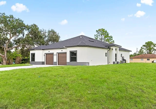 Photo 3 of House for sale at 2235 Wayne Ave S, Lehigh Acres, FL 33973 | MLS# TB8559135 | Listing updated on 2026-10-23