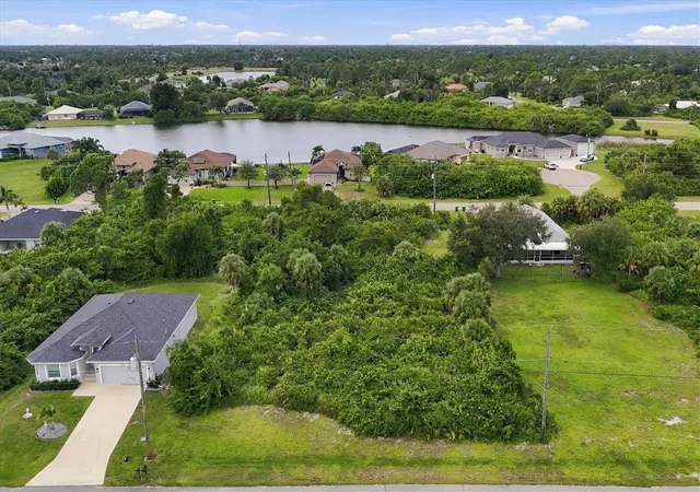 Photo 1 of Land for sale at 173 Wright Dr, Rotonda West, FL 33947 | MLS# D6149232 | Listing updated on 2026-10-20