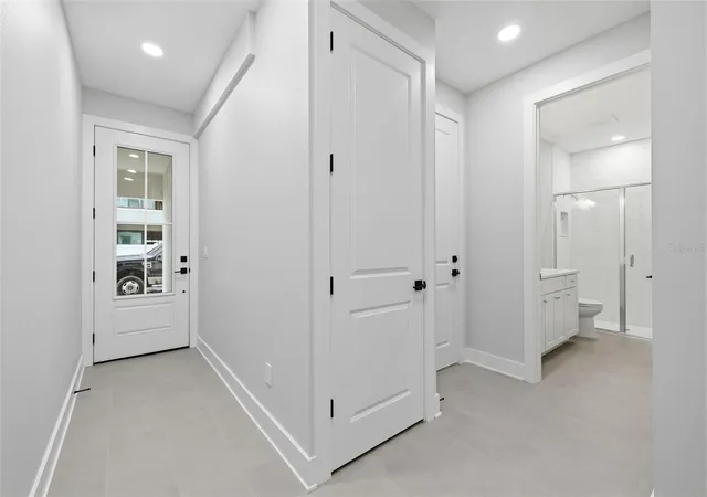 Photo 2 of Townhouse for sale at 4208 W Carmen St #C, Tampa, FL 33609 | MLS# TB8559156 | Listing updated on 2026-10-23