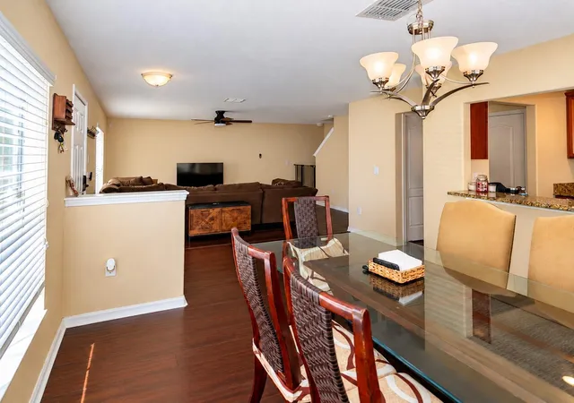 Photo 2 of Townhouse for sale at 9812 Trumpet Vine Loop, Trinity, FL 34655 | MLS# W7890408 | Listing updated on 2026-10-20