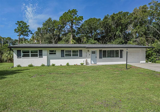 Photo 3 of Single family home for sale at 2755 6th Place, Vero Beach, FL 32968 | MLS# TB8559165 | Listing updated on 2026-10-18