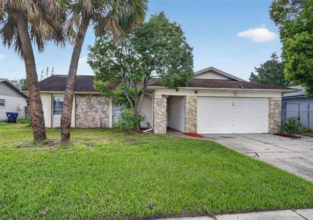 Photo 2 of Single family home for sale at 5248 Arpana Dr, Orlando, FL 32839 | MLS# O6450736 | Listing updated on 2026-10-29
