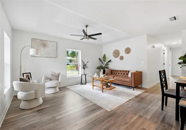 Photo 4 of Single family home for sale at 2208 SE 30th Street, Gainesville, FL 32641 | MLS# GC544242 | Listing updated on 2026-10-20