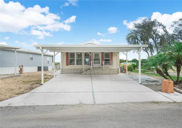 Photo 1 of Manufactured home for sale at 58 Silversides St, Lake Wales, FL 33898 | MLS# K4903891 | Listing updated on 2026-10-20