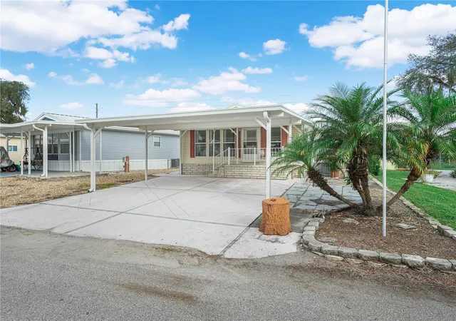 Photo 2 of Manufactured home for sale at 58 Silversides St, Lake Wales, FL 33898 | MLS# K4903891 | Listing updated on 2026-10-20