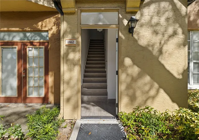 Listing Photo 1 - Condo for sale in building located at 6352 Raleigh St, ORLANDO, FL 32835 - Unit #1412