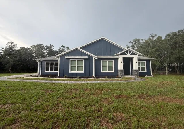 Photo 1 of Single family home for sale at 3755 Lakeview Acres Rd, Saint Cloud, FL 34772 | MLS# K4903892 | Listing updated on 2026-10-20