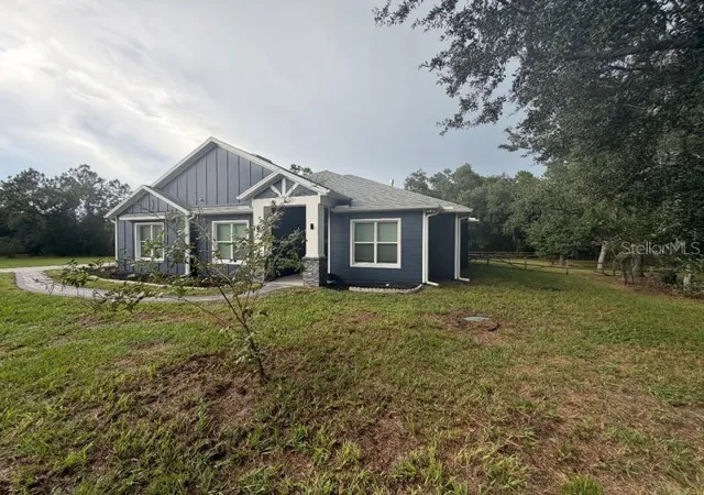 Photo 3 of Single family home for sale at 3755 Lakeview Acres Rd, Saint Cloud, FL 34772 | MLS# K4903892 | Listing updated on 2026-10-20