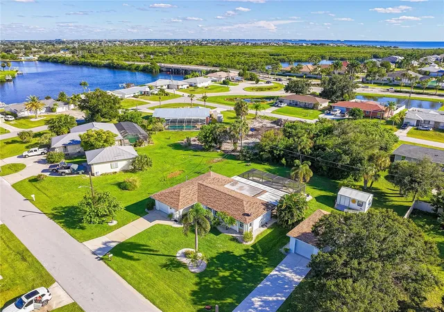 Photo 3 of Single family home for sale at 539 Woodland Ave NW, Port Charlotte, FL 33952 | MLS# C7532170 | Listing updated on 2026-10-23
