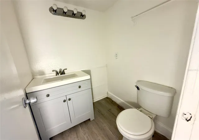 Photo 4 of Condo for sale at 4030 Norwich Rd #2404, Orlando, FL 32839 | MLS# O6450765 | Listing updated on 2026-10-22