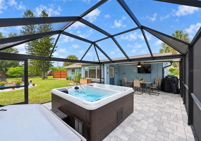 Photo 2 of Single family home for sale at 1545 Barbara Pl, Englewood, FL 34223 | MLS# D6149236 | Listing updated on 2026-10-22