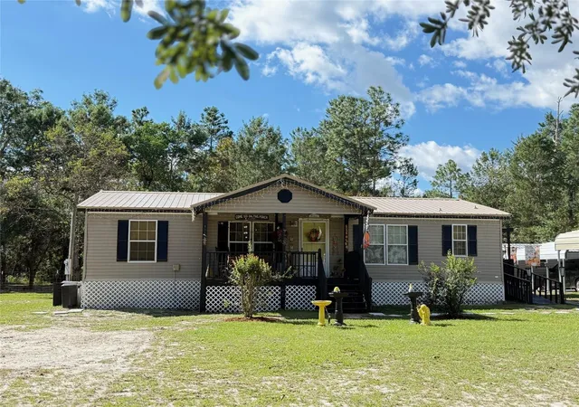 Photo 1 of Manufactured home for sale at 6035 Oak Leaf Rd, Keystone Heights, FL 32656 | MLS# GC544244 | Listing updated on 2026-10-20