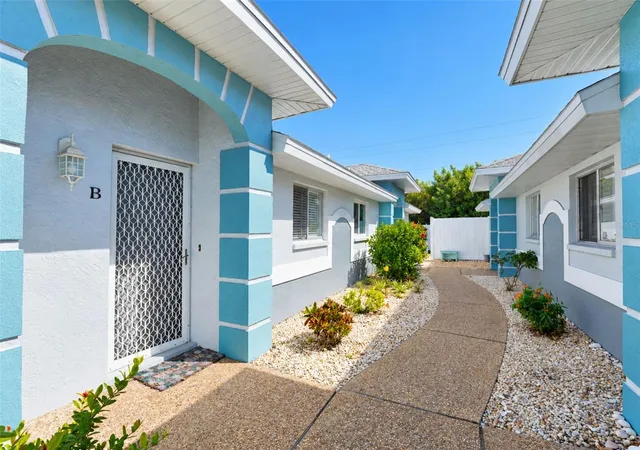 Condo for sale at 6468 Hamlet Dr #B, ENGLEWOOD, FL 34224 | MLS# D6149238