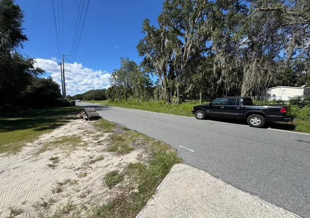 Manufactured home for sale at 1708 Jones Dr, LEESBURG, FL 34748 | MLS# O6450783