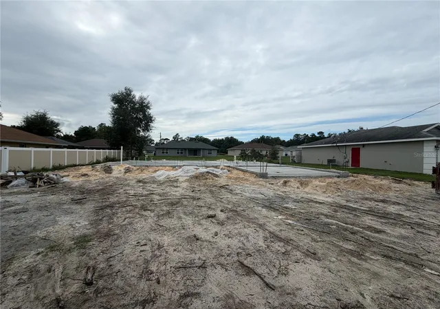 Photo 2 of Single family home for sale at 15054 SE 94th Court, Summerfield, FL 34491 | MLS# OM734233 | Listing updated on 2026-10-27