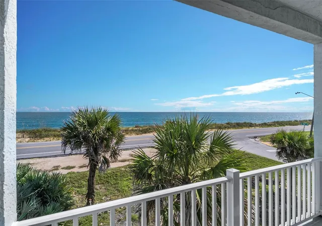 Photo 4 of Single family home for sale at 2101 N Ocean Shore Blvd, Flagler Beach, FL 32136 | MLS# FC322200 | Listing updated on 2026-10-21