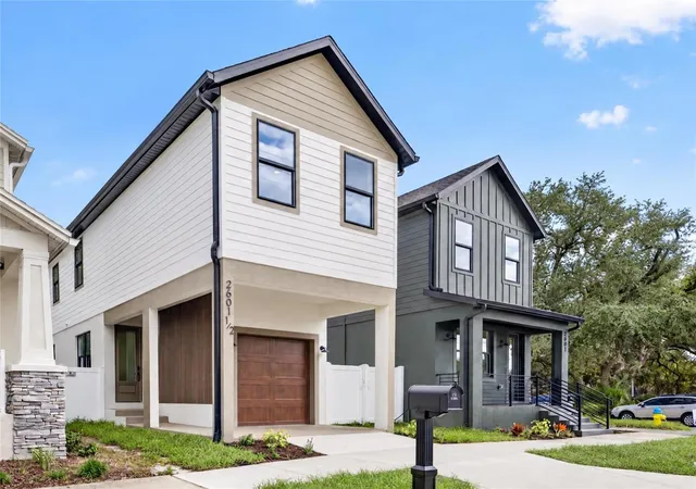 Photo 1 of Single family home for sale at 2601 N 1/2 Albany Ave, Tampa, FL 33607 | MLS# TB8559233 | Listing updated on 2026-10-22