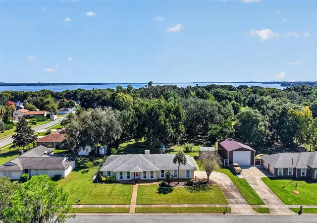 Photo 3 of Single family home for sale at 1307 La Salida Way, Leesburg, FL 34748 | MLS# G5119218 | Listing updated on 2026-10-22