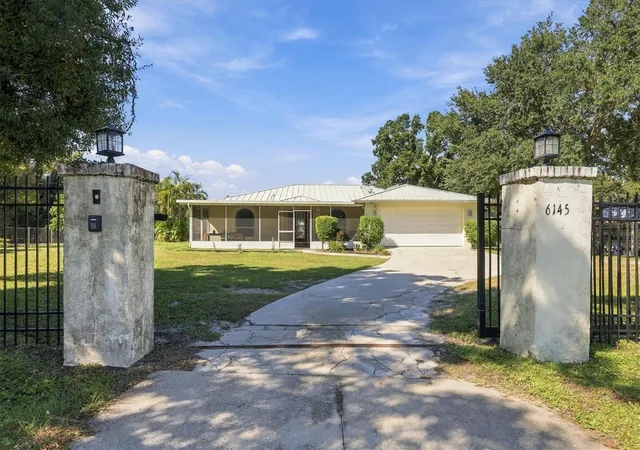 Photo 1 of Single family home for sale at 6145 N Tuttle Ave, Sarasota, FL 34243 | MLS# A4710005 | Listing updated on 2026-10-27