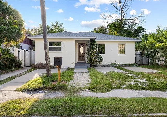 Single family home for sale at 2227 19th Street S, Saint Petersburg, FL 33712 | MLS# TB8559237