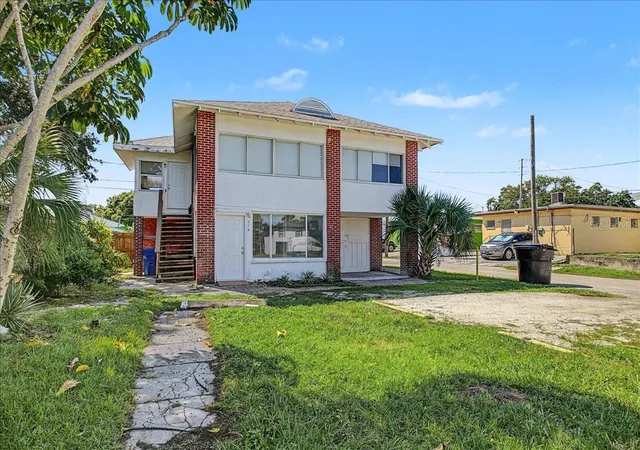 Photo 4 of Multi family home for sale at 874 21st Avenue S, Saint Petersburg, FL 33705 | MLS# S5159775 | Listing updated on 2026-10-26