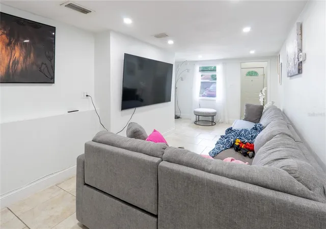 Photo 4 of Single family home for sale at 8819 W Broad St, Tampa, FL 33615 | MLS# TB8559239 | Listing updated on 2026-10-20