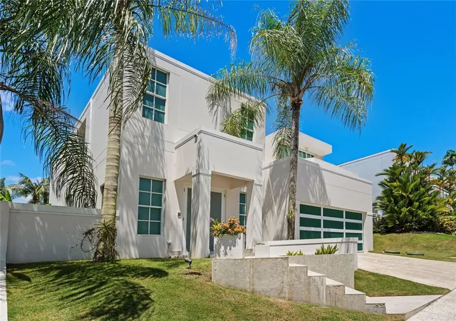 Photo 2 of Single family home for sale at 471 Arboles De Montehiedra, San Juan, PR 00926 | MLS# PR9125067 | Listing updated on 2026-10-20