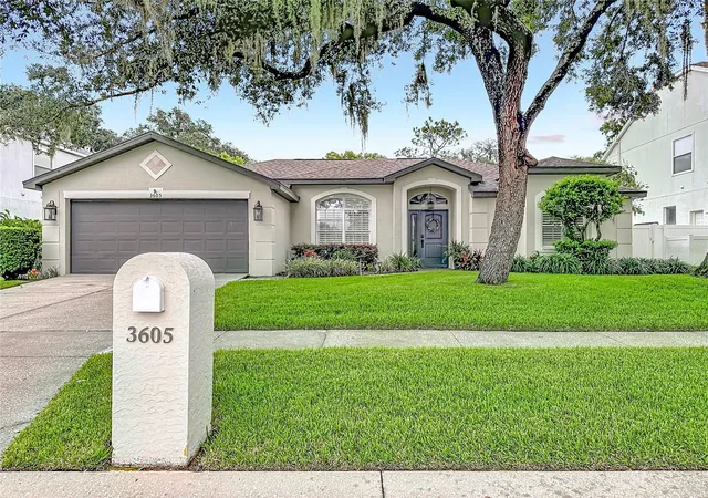 Single family home for sale at 3605 Elk Ridge Ln, VALRICO, FL 33596 | MLS# TB8559250