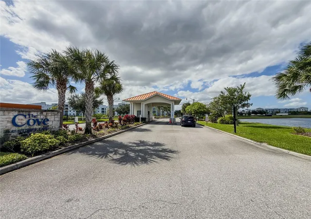 Listing Photo 3 - Condo for sale in building located at 4751 Clock Tower Dr, Kissimmee, FL 34746 - Unit #104