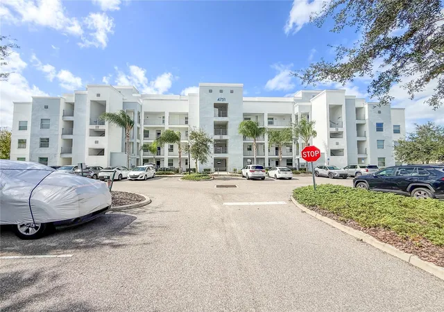 Listing Photo 5 - Condo for sale in building located at 4751 Clock Tower Dr, Kissimmee, FL 34746 - Unit #104