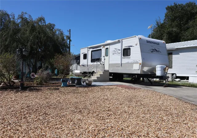 Photo 1 of Manufactured home for sale at 9431 Cougar Dr, Weeki Wachee, FL 34613 | MLS# W7890423 | Listing updated on 2026-10-19