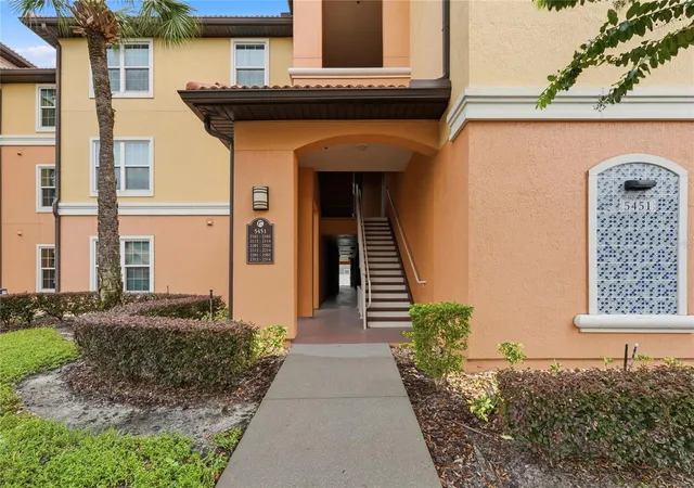 Photo 1 of Condo for sale at 5451 Vineland Rd #2301, Orlando, FL 32811 | MLS# O6450807 | Listing updated on 2026-10-20