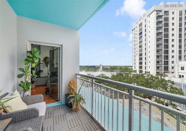 Photo 1 of Condo for sale at 322 E Central Blvd #811, Orlando, FL 32801 | MLS# O6450808 | Listing updated on 2026-10-28