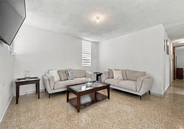 Photo 4 of Single family home for sale at Calle 15 H18 Urb Villa Linares, Vega Alta, PR 00692 | MLS# PR9125069 | Listing updated on 2026-10-20