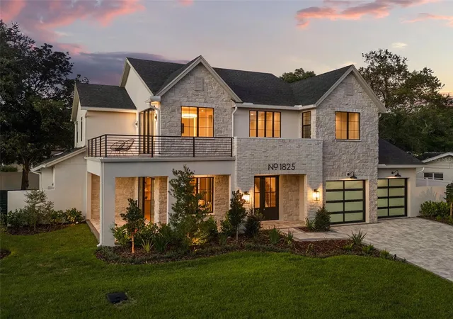 Photo 1 of Single family home for sale at 1825 Whitehall Dr, Winter Park, FL 32789 | MLS# O6450811 | Listing updated on 2026-10-22